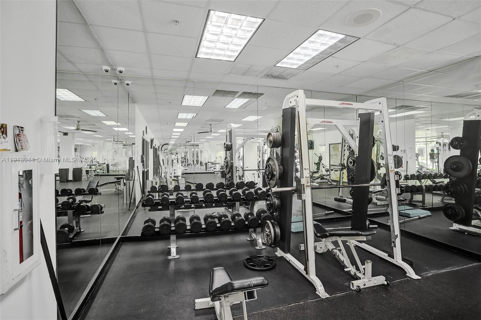 Photo of 19370 Collins Ave #426, Sunny Isles Beach, Florida, 33160 -