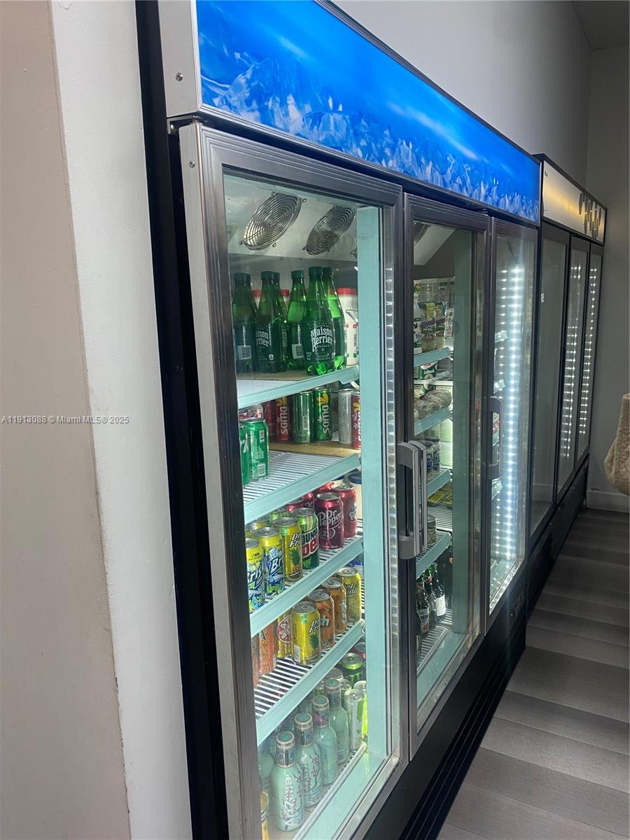 Подробнее / кв.футов $ 2025-11-12 0 Фото