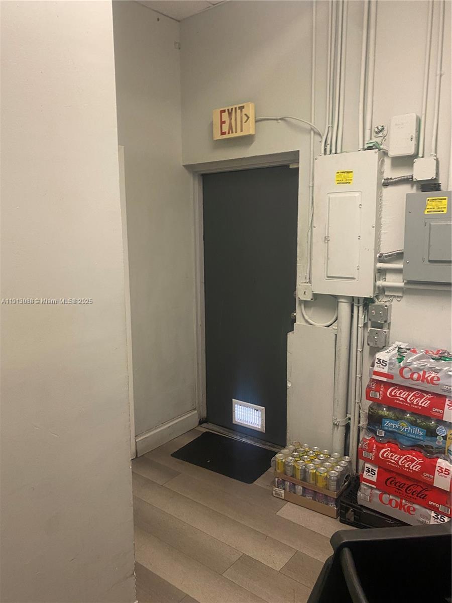 Подробнее / кв.футов $ 2025-11-12 0 Фото