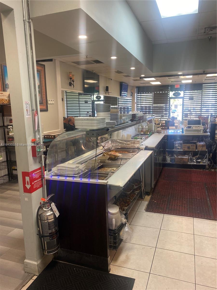 Подробнее / кв.футов $ 2025-11-12 0 Фото