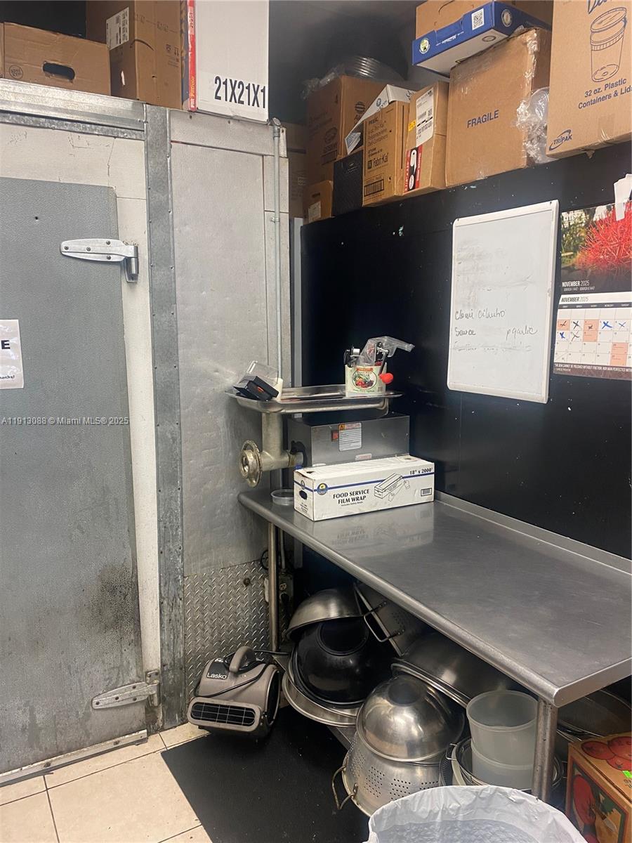 Подробнее / кв.футов $ 2025-11-12 0 Фото