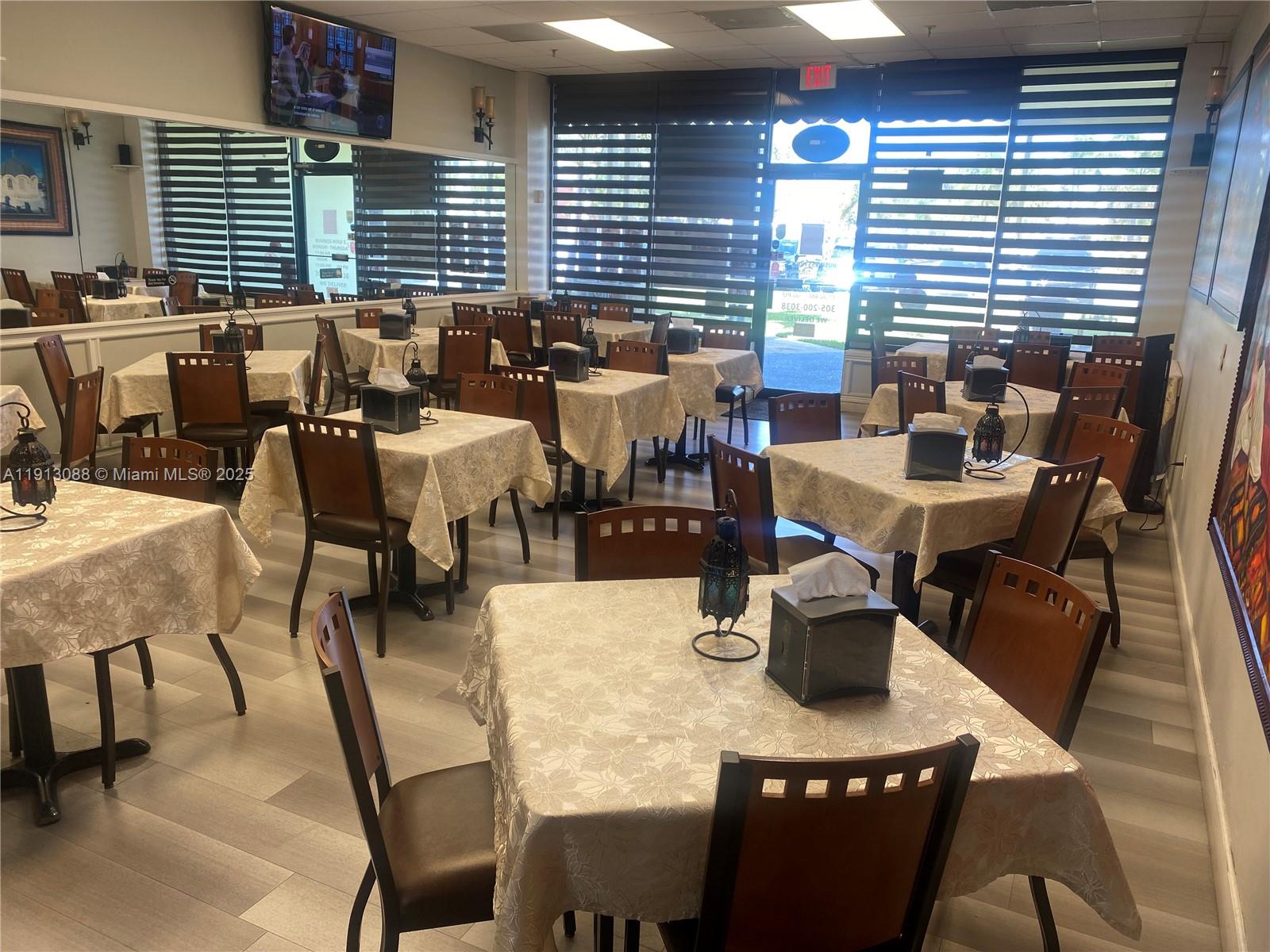 Подробнее / кв.футов $ 2025-11-12 0 Фото