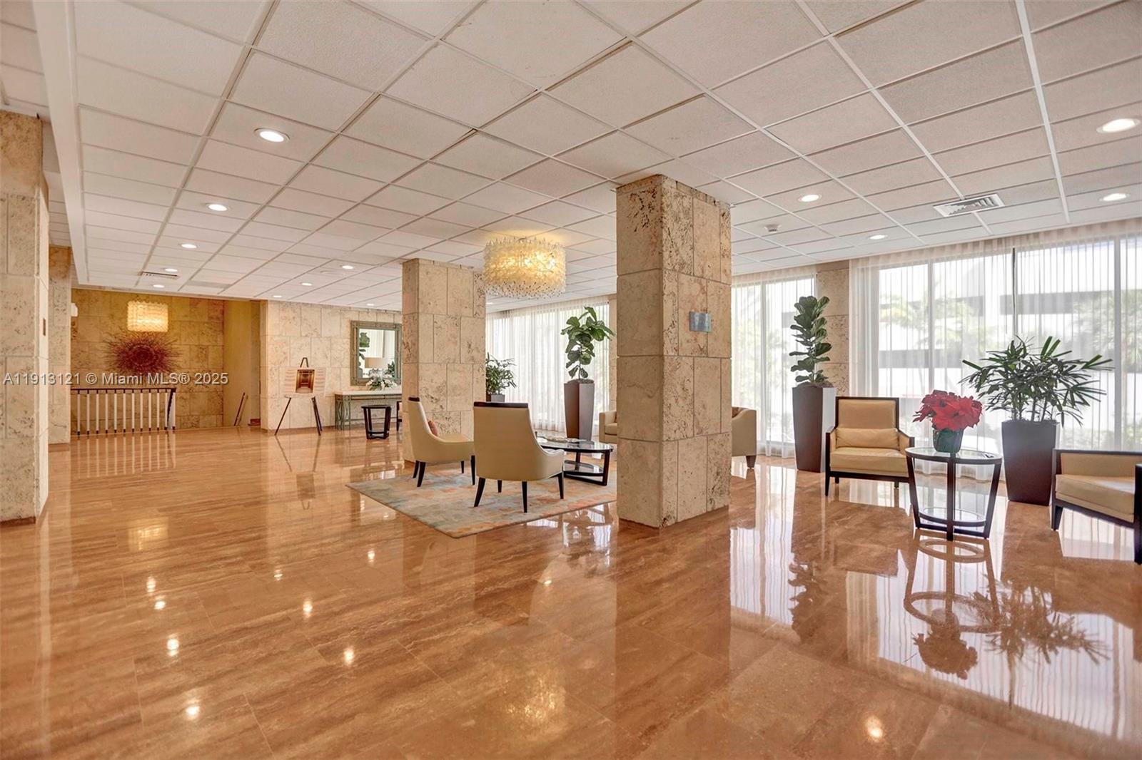 2J 0 / 1 545 sq. ft. $ 2025-11-12 0 Photo