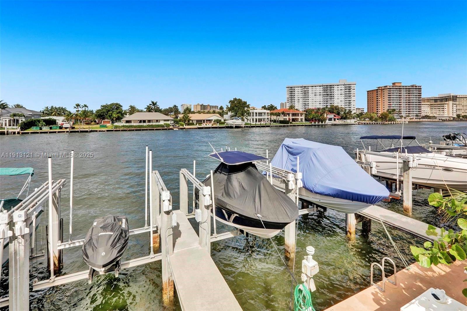 2J 0 / 1 545 sq. ft. $ 2025-11-12 0 Photo