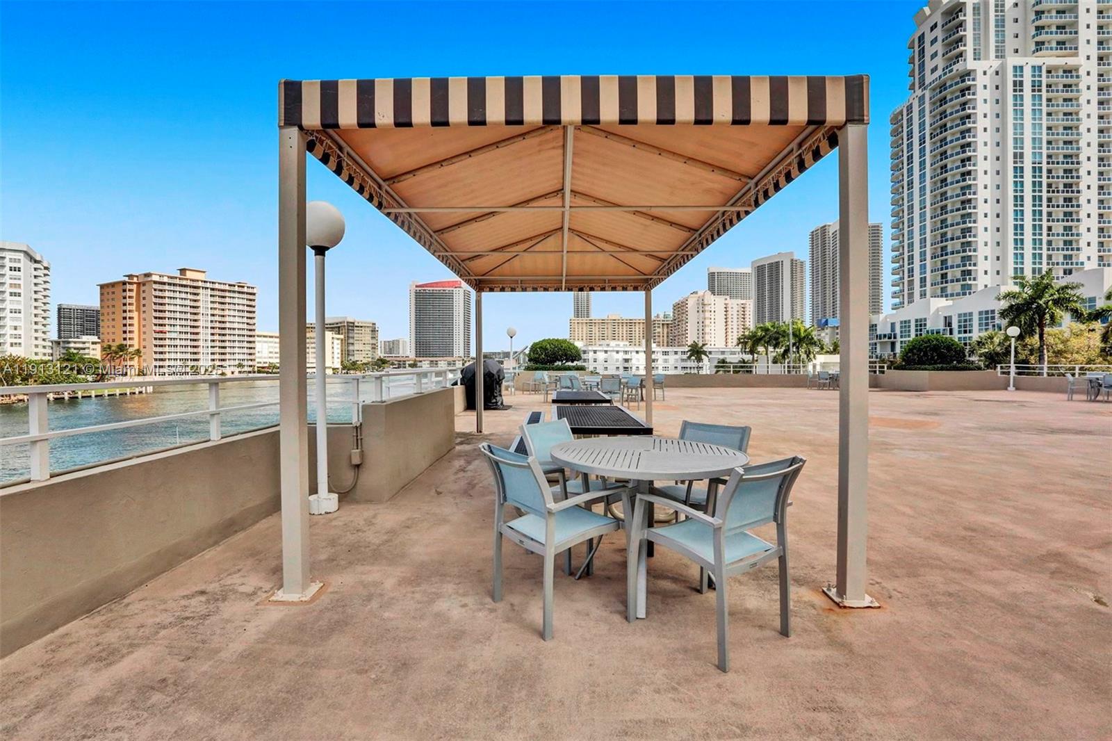 2J 0 / 1 545 sq. ft. $ 2025-11-12 0 Photo