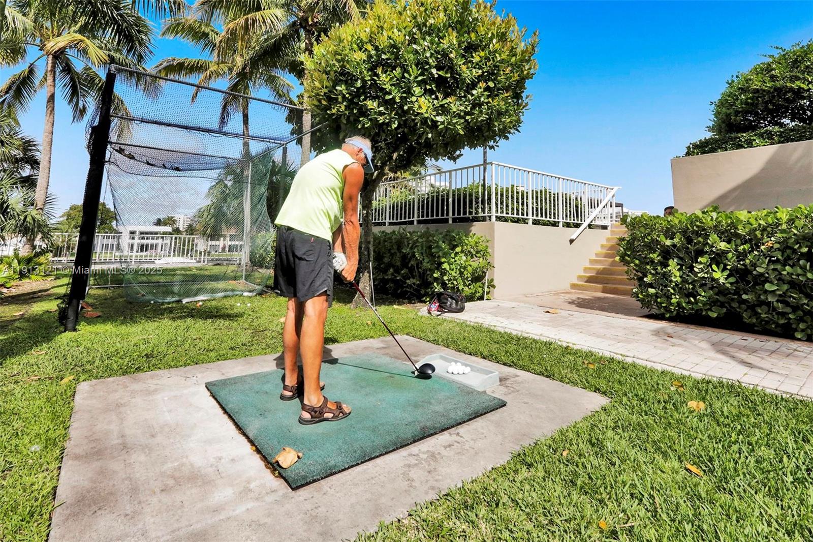 2J 0 / 1 545 sq. ft. $ 2025-11-12 0 Photo