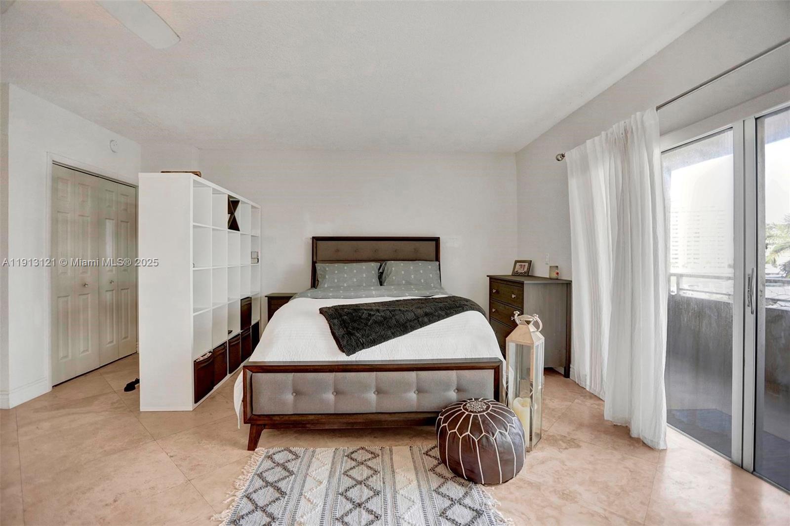 2J 0 / 1 545 sq. ft. $ 2025-11-12 0 Photo