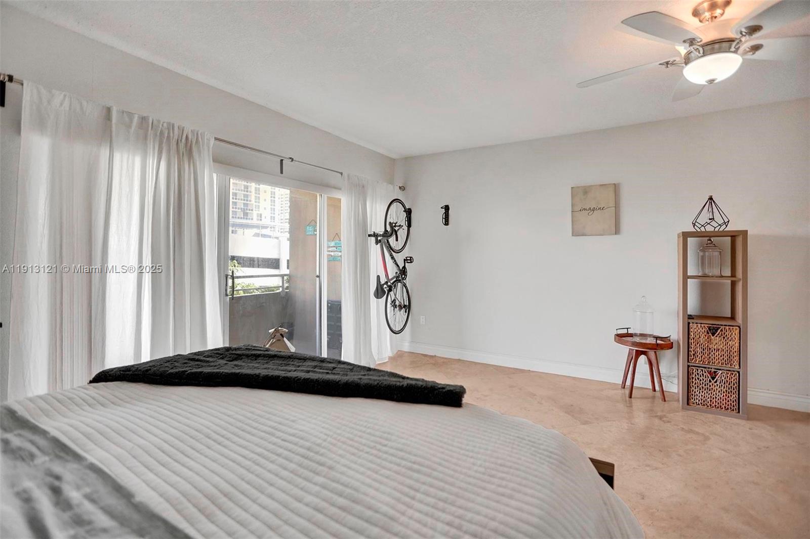 2J 0 / 1 545 sq. ft. $ 2025-11-12 0 Photo