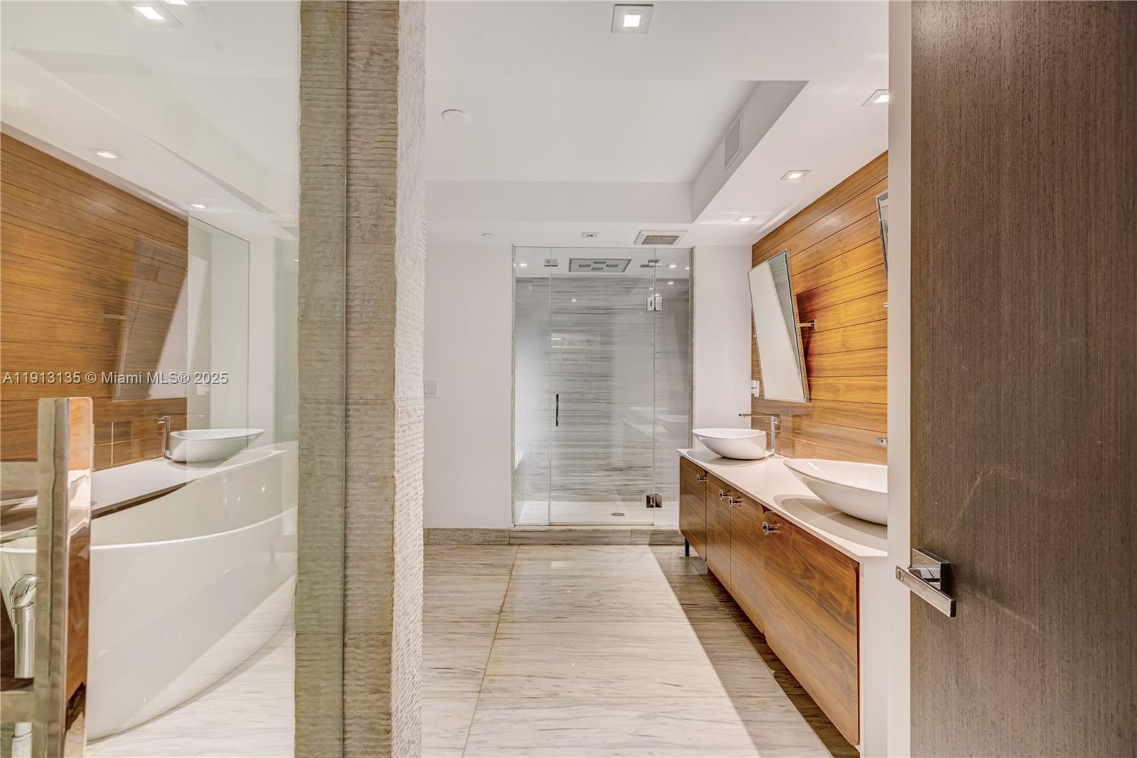 Photo of 3301 183rd St  #3008, Aventura, Florida, 33160 - 