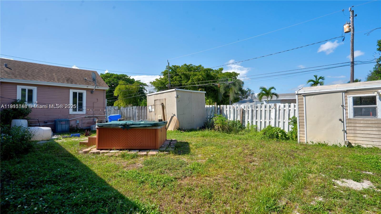   /   sq. ft. $ 2025-11-12 0 Photo