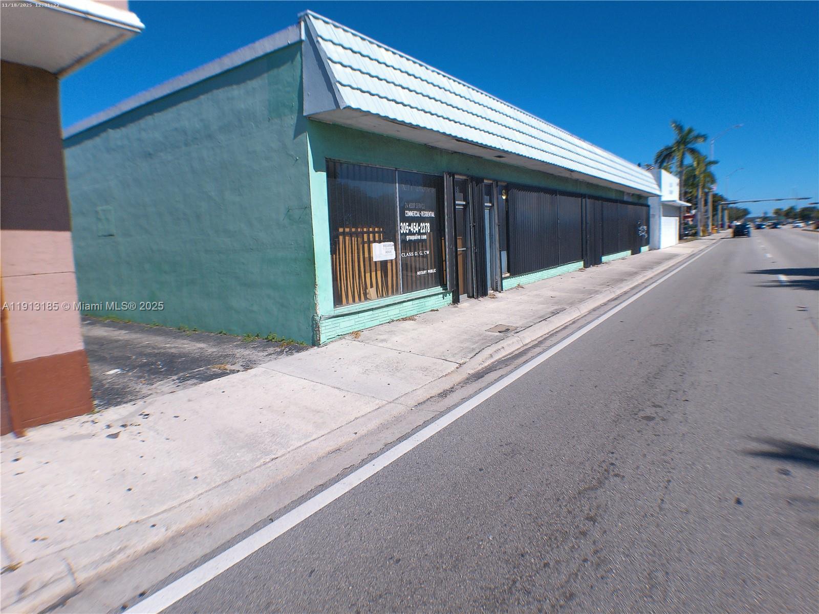   /   sq. ft. $ 2025-11-12 0 foto