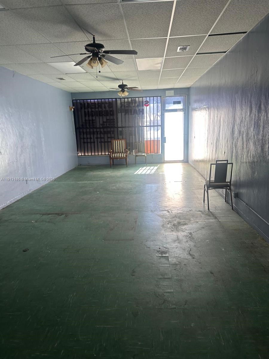   /   sq. ft. $ 2025-11-12 0 foto