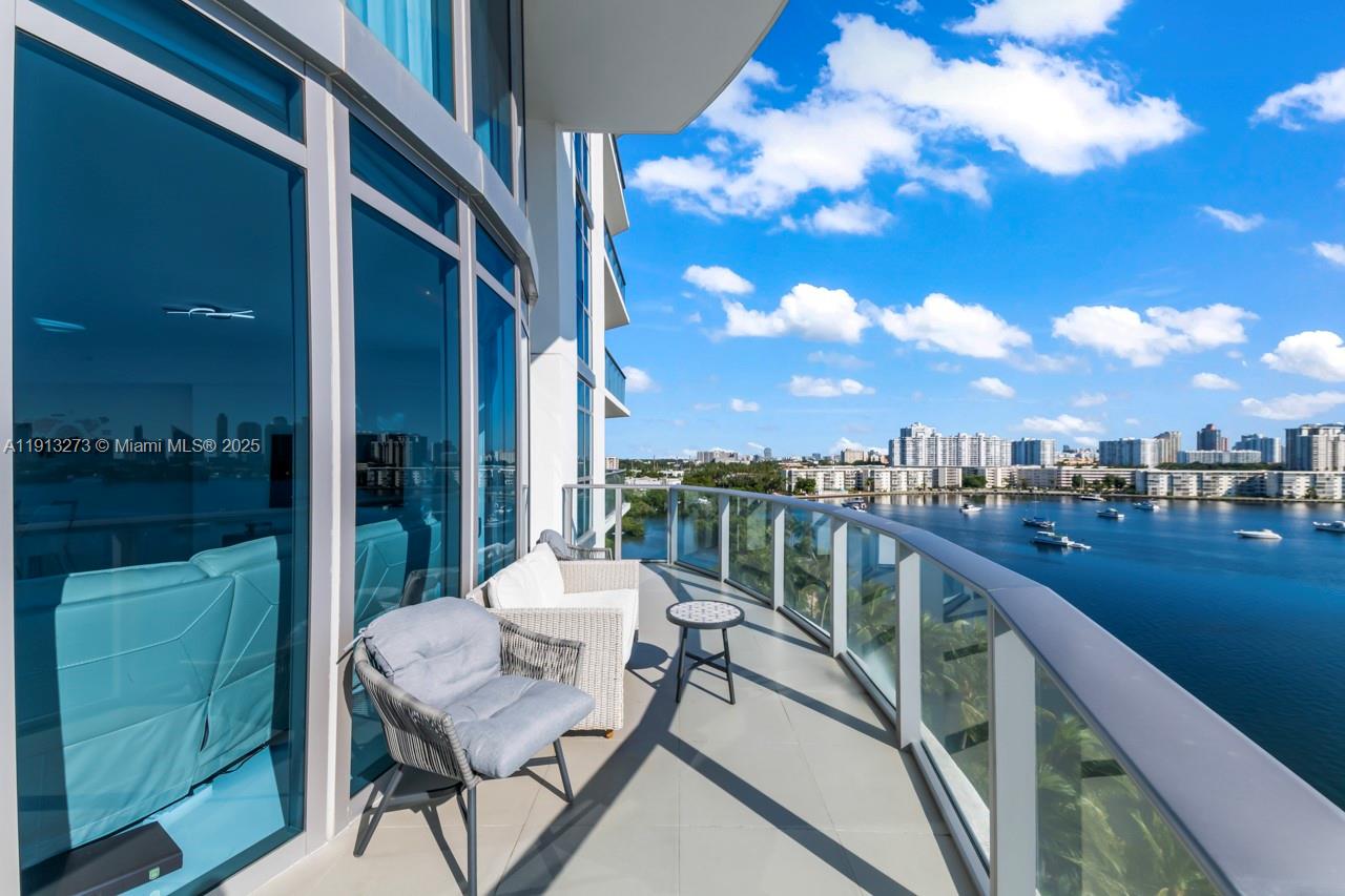 Photo of 17301 Biscayne Blvd #811, North Miami Beach, Florida, 33160 -