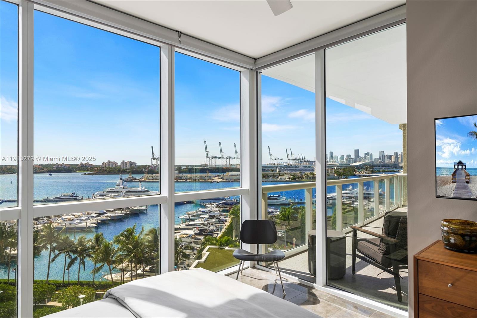 Photo of 450 Alton Rd  #805, Miami Beach, Florida, 33139 - 