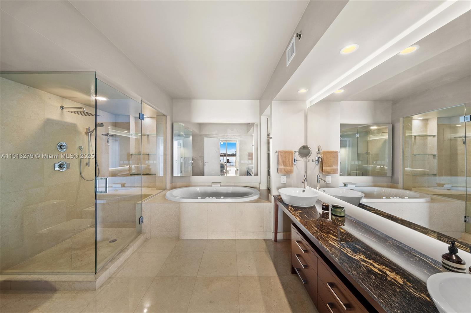 Photo of 450 Alton Rd  #805, Miami Beach, Florida, 33139 - 