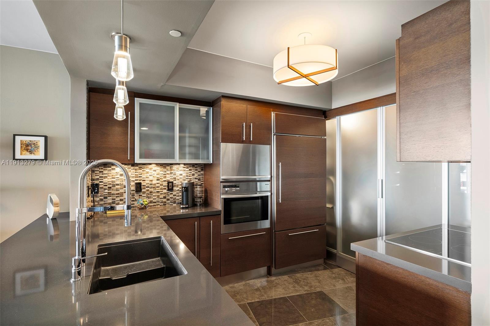 Photo of 450 Alton Rd  #805, Miami Beach, Florida, 33139 - 