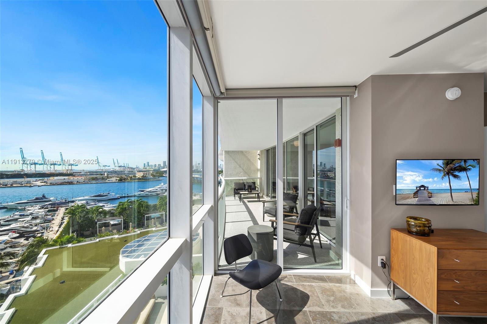 Photo of 450 Alton Rd  #805, Miami Beach, Florida, 33139 - 