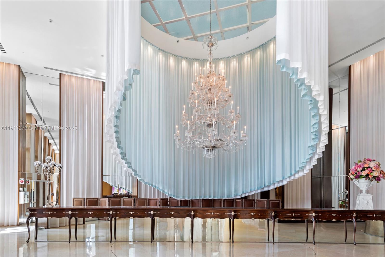 Photo of 450 Alton Rd  #805, Miami Beach, Florida, 33139 - 