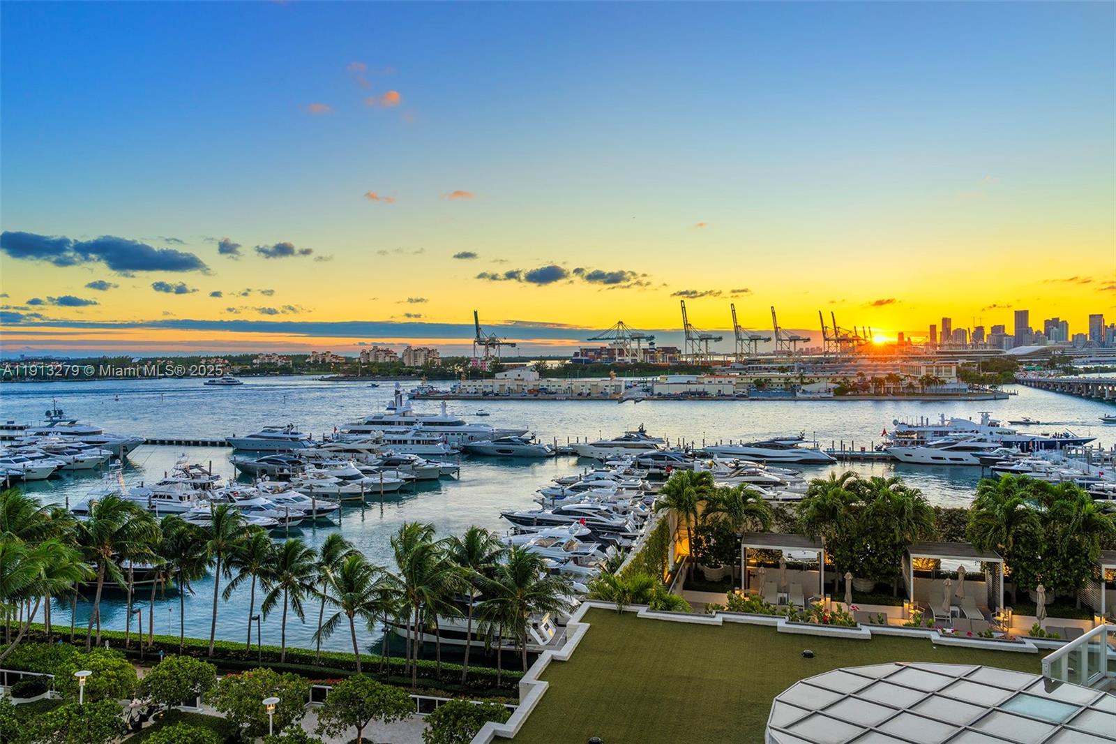 Photo of 450 Alton Rd  #805, Miami Beach, Florida, 33139 - 