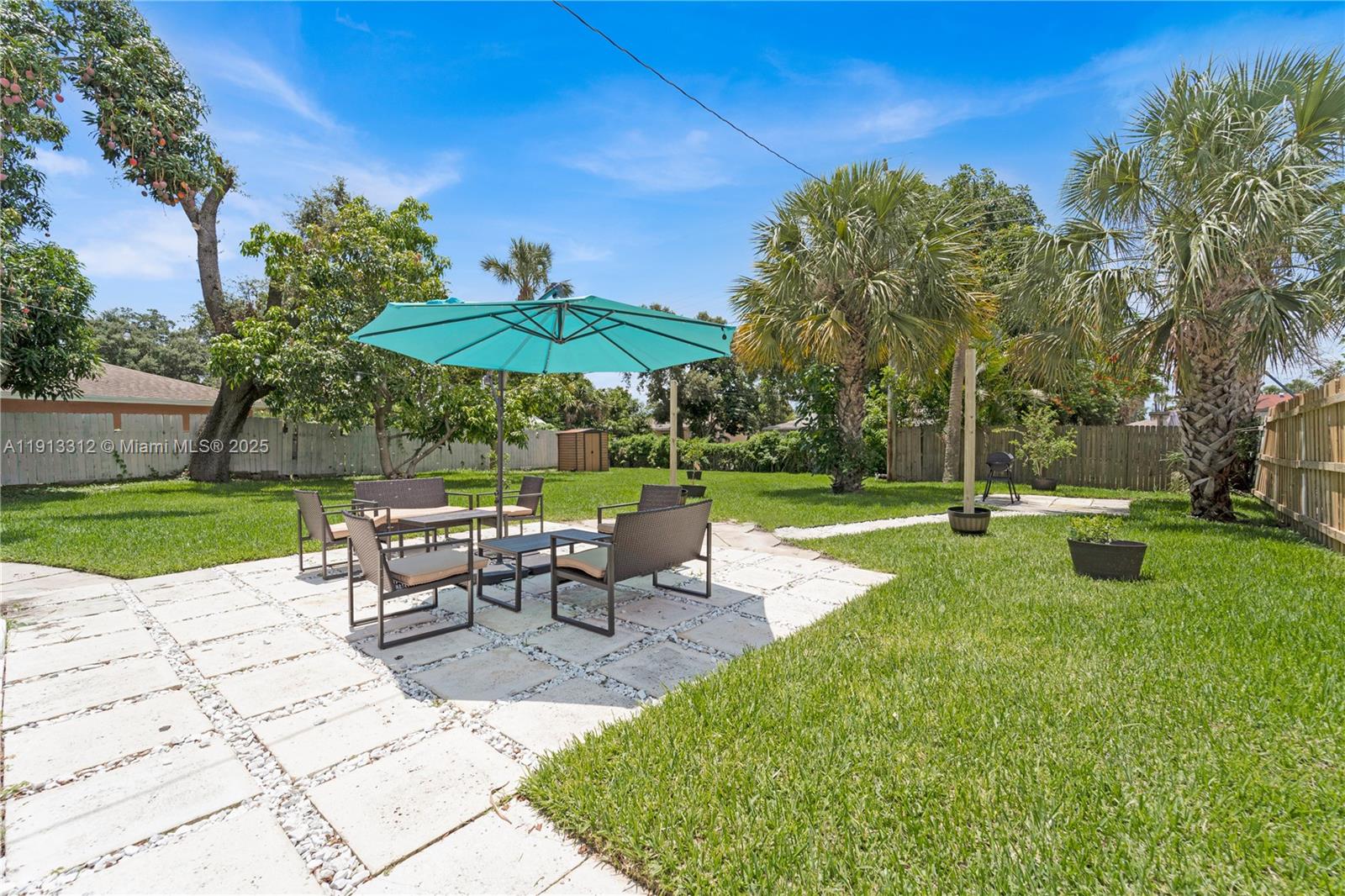 See details 436 3 / 2 1052 sq. ft. $ 2025-11-12 0 Photo