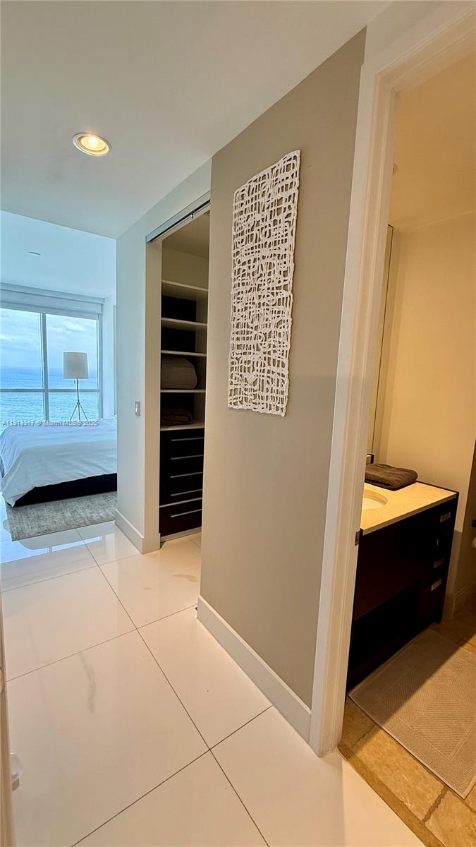 4506 2 / 3 1614 кв.футов $ 2025-11-12 0 Фото