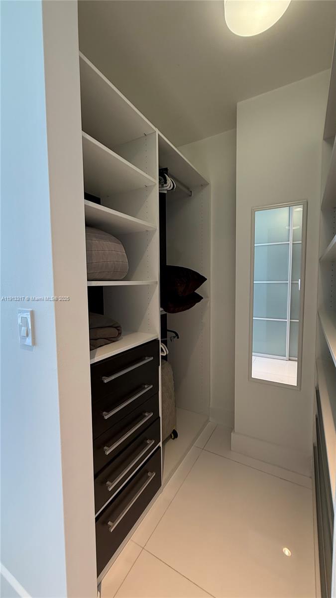 4506 2 / 3 1614 кв.футов $ 2025-11-12 0 Фото