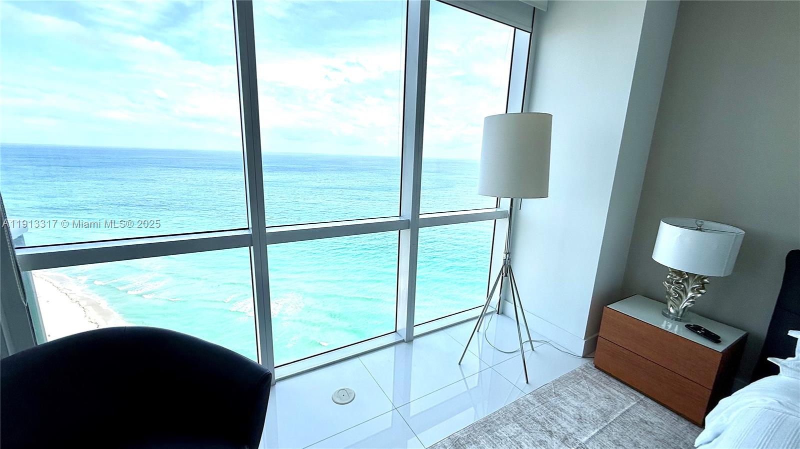 4506 2 / 3 1614 кв.футов $ 2025-11-12 0 Фото