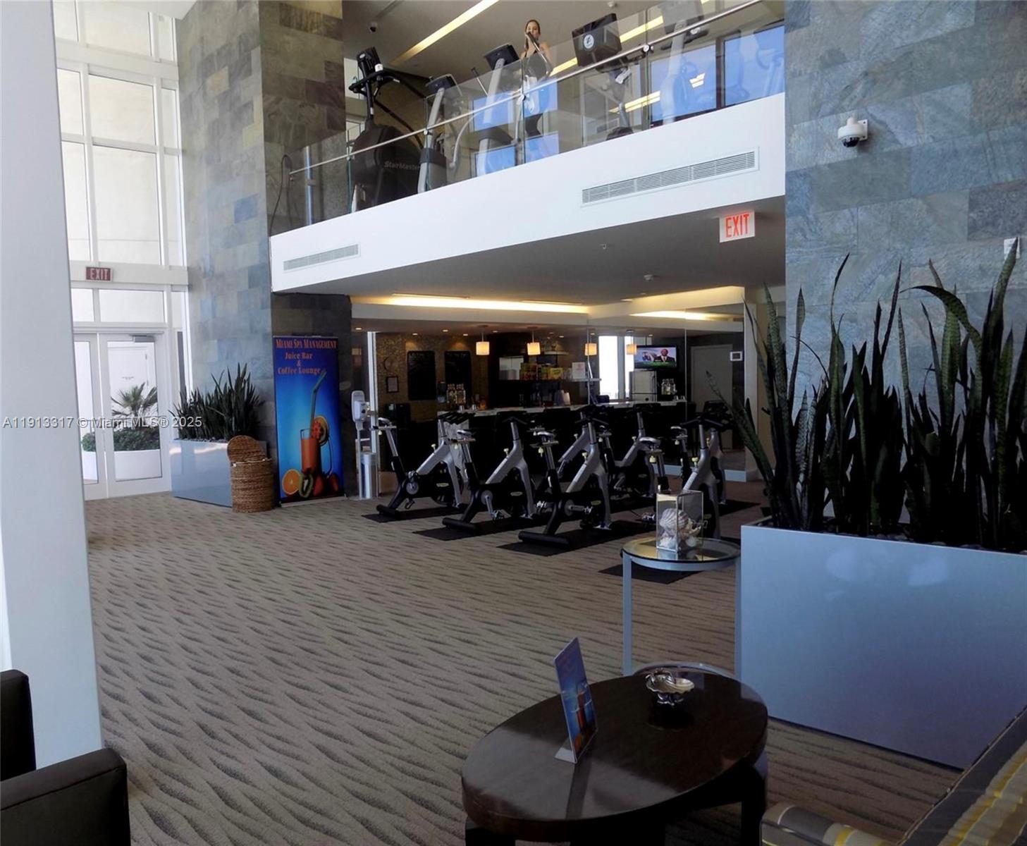 4506 2 / 3 1614 sq. ft. $ 2025-11-12 0 Photo