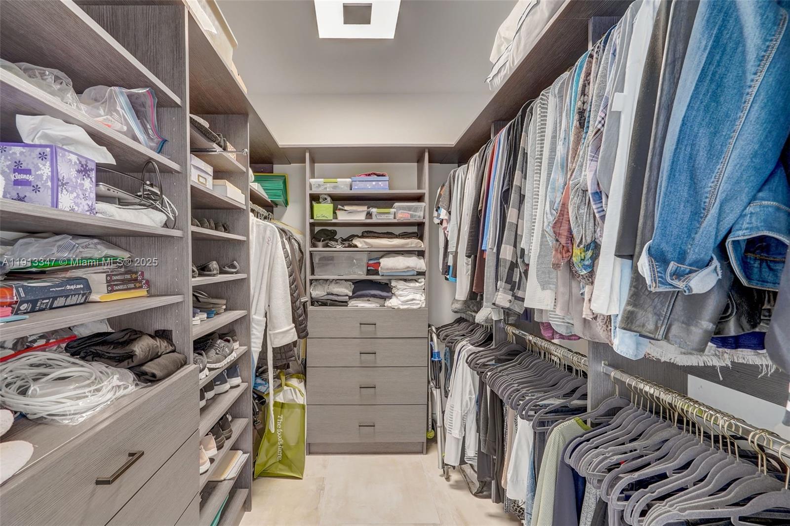 Photo of 20191 Country Club Dr  #802, Aventura, Florida, 33180 - 