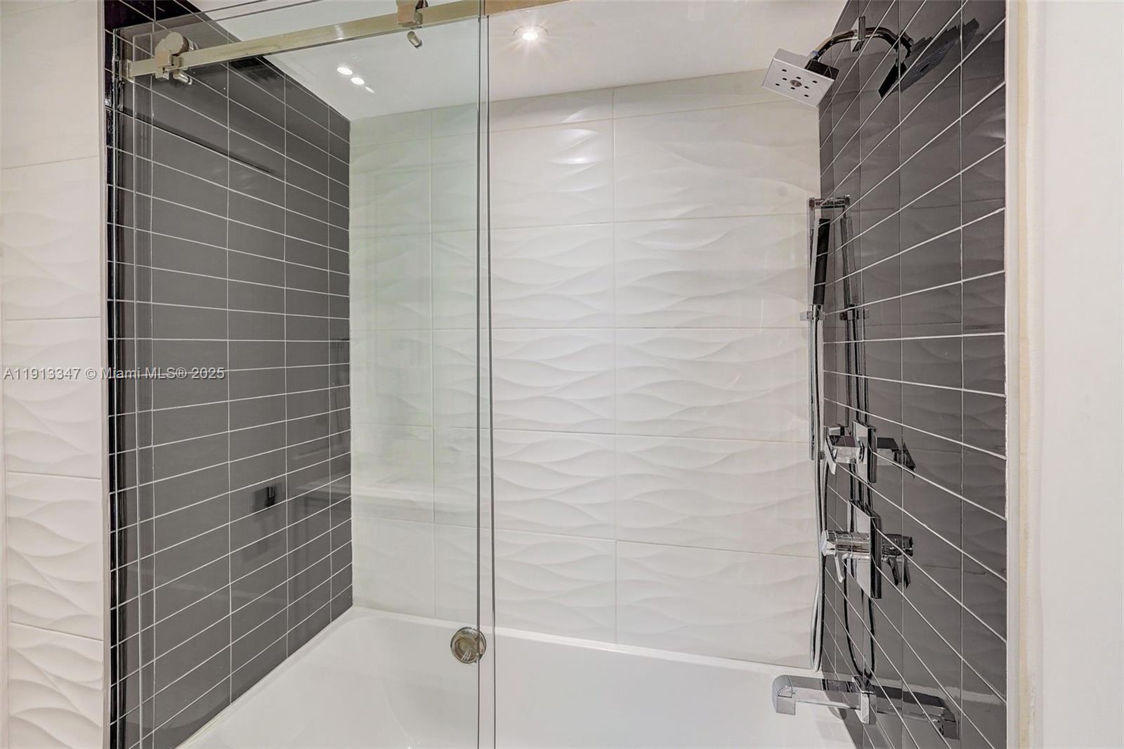 Photo of 20191 Country Club Dr  #802, Aventura, Florida, 33180 - 