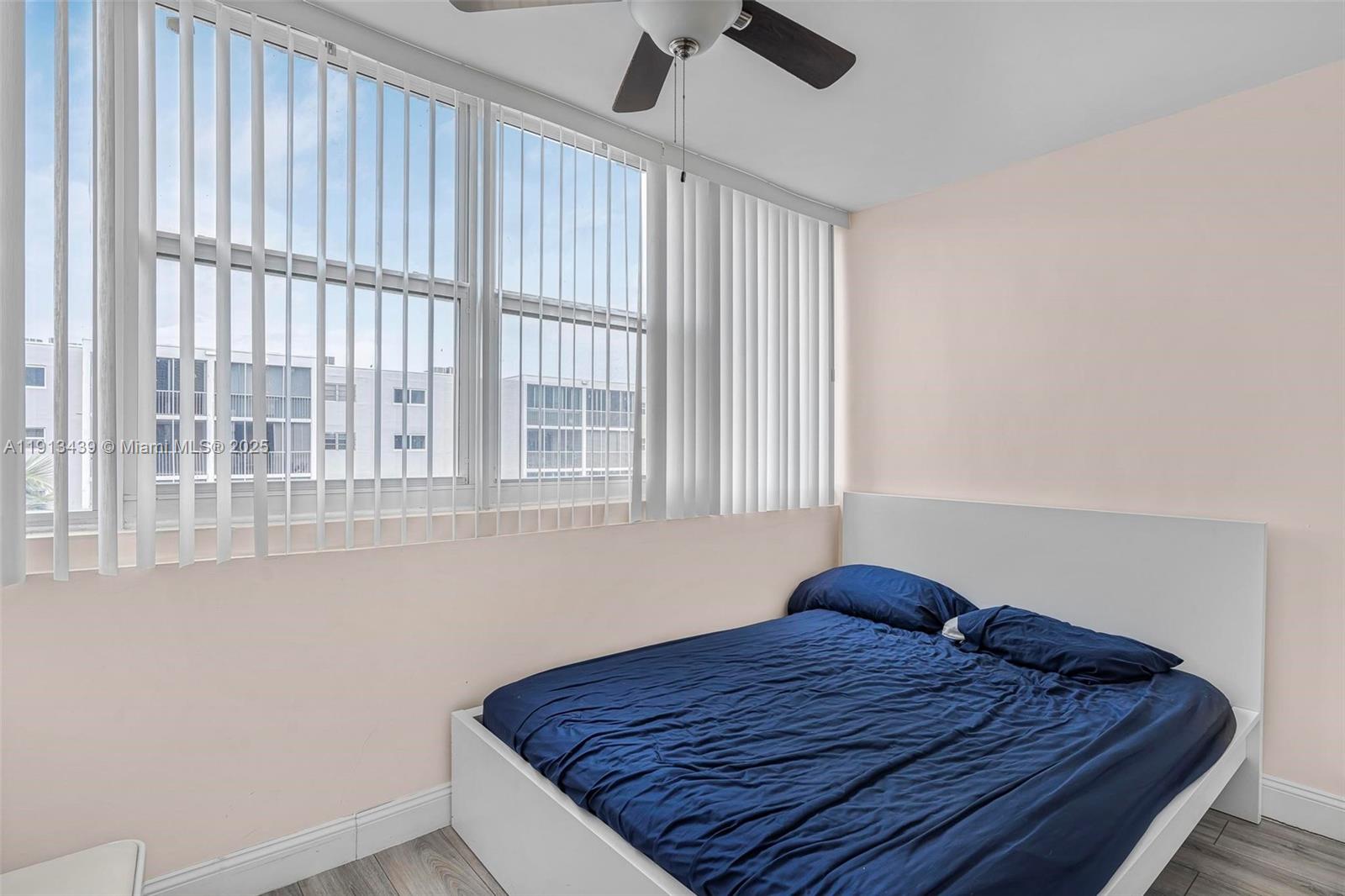 Photo of 609 14th Ave  #603, Hallandale Beach, Florida, 33009 - 