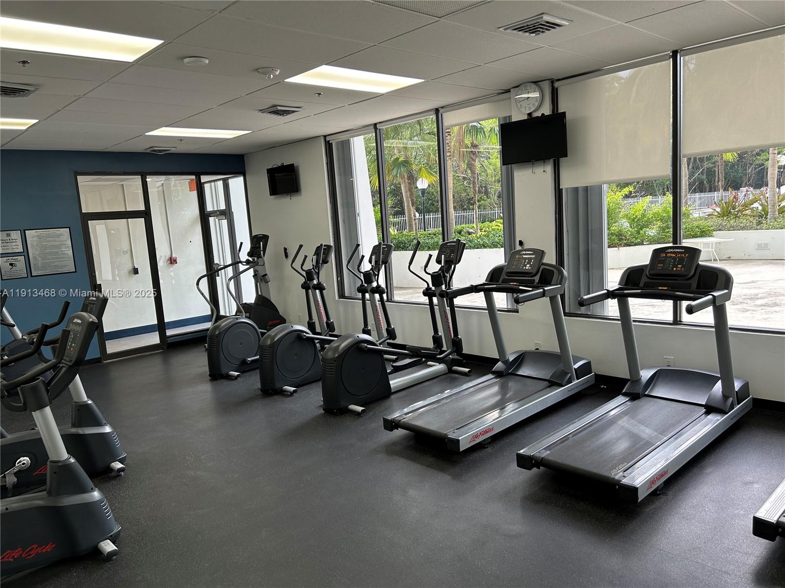 See details 2122 2 / 2 1357 sq. ft. $ 2025-11-13 0 Photo