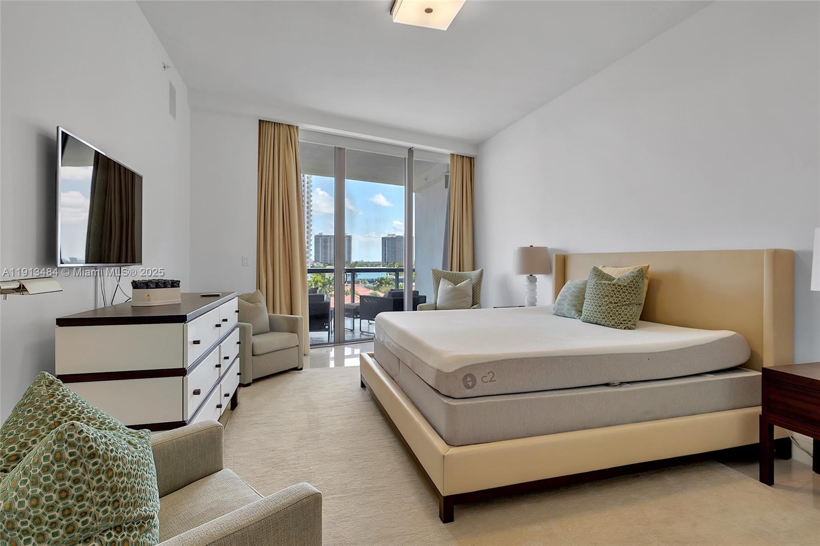 Photo of 3250 188th St #703, Aventura, Florida, 33180 -