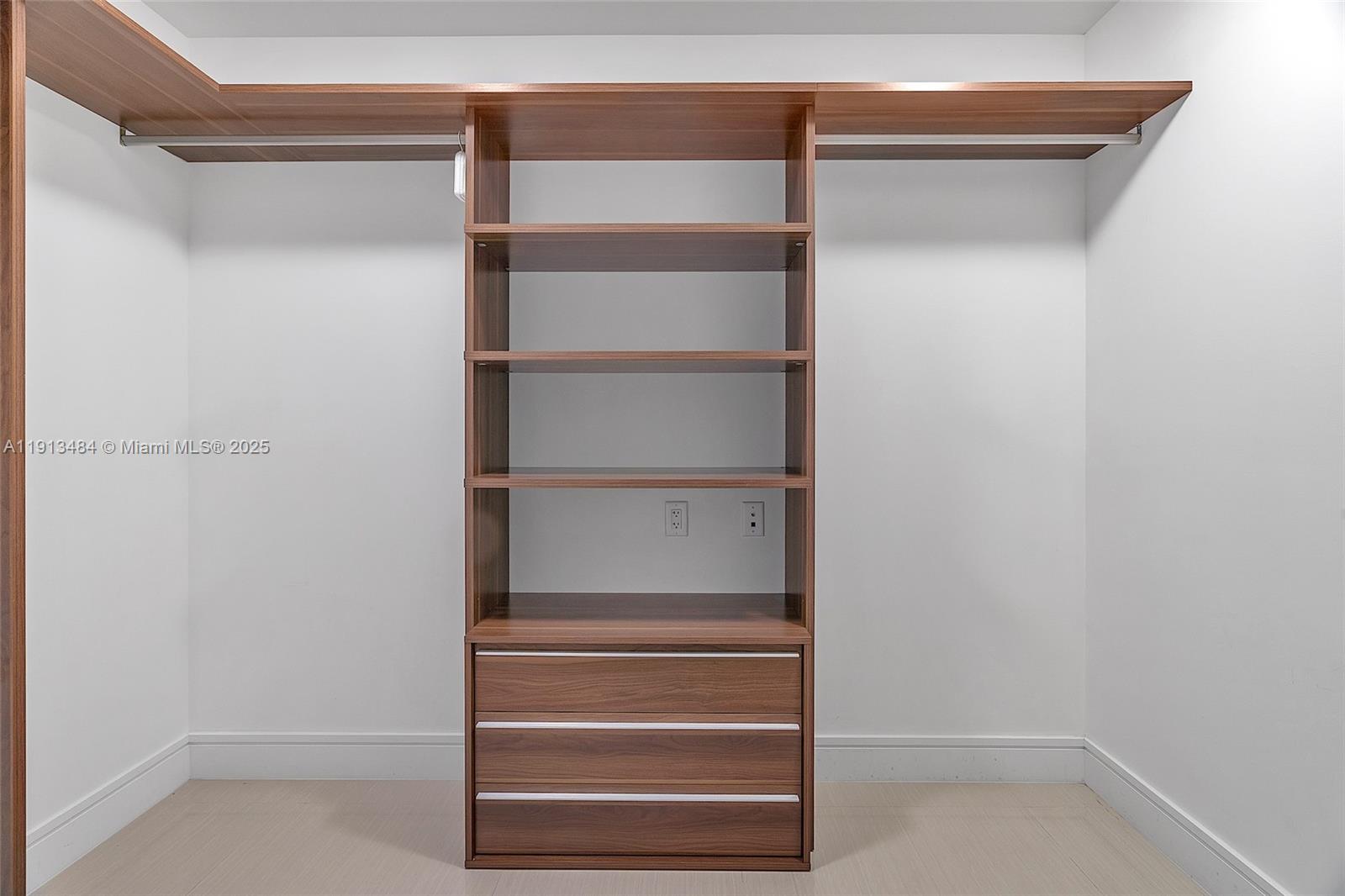 Photo of 3250 188th St #703, Aventura, Florida, 33180 -