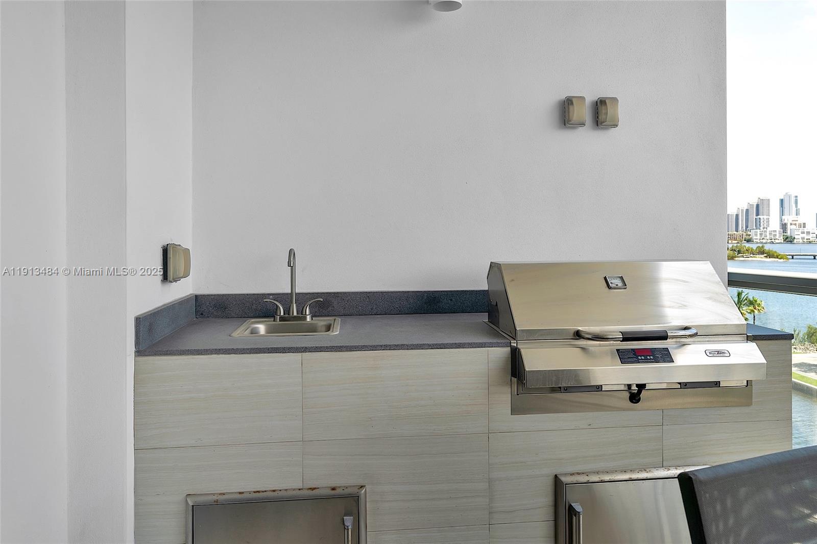 Photo of 3250 188th St #703, Aventura, Florida, 33180 -