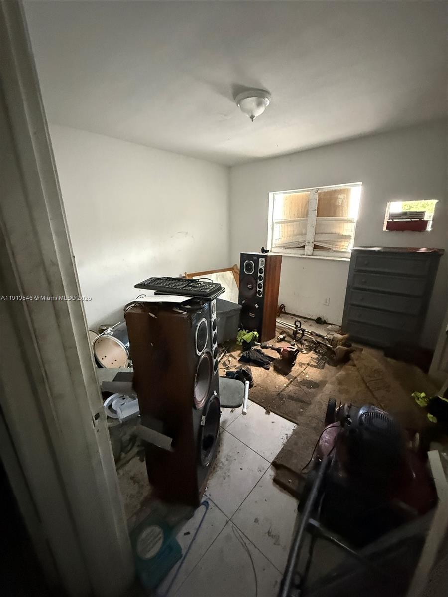 Ver detalles / 2171 sq. ft. $ 2025-11-13 0 foto