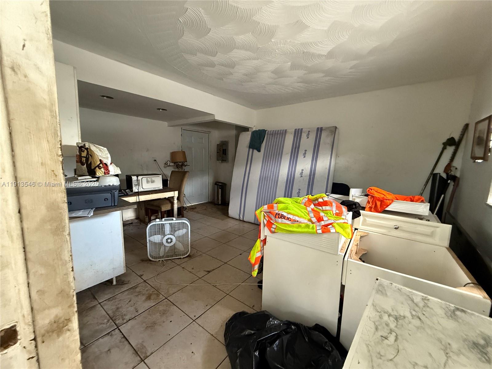 Ver detalles / 2171 sq. ft. $ 2025-11-13 0 foto