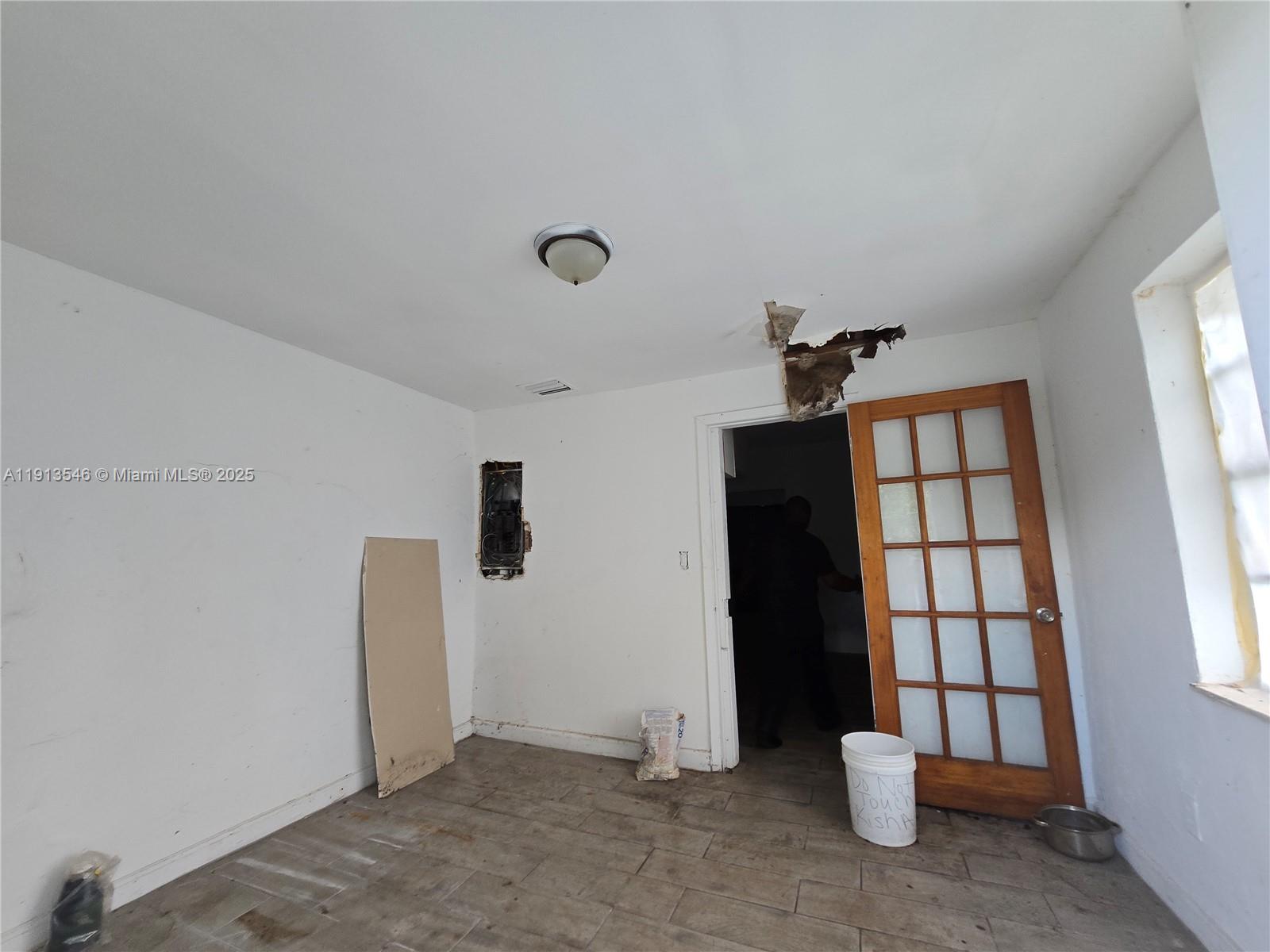 Ver detalles / 2171 sq. ft. $ 2025-11-13 0 foto