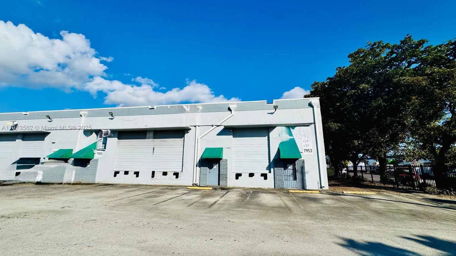 See details / sq. ft. $ 2025-11-13 0 Photo