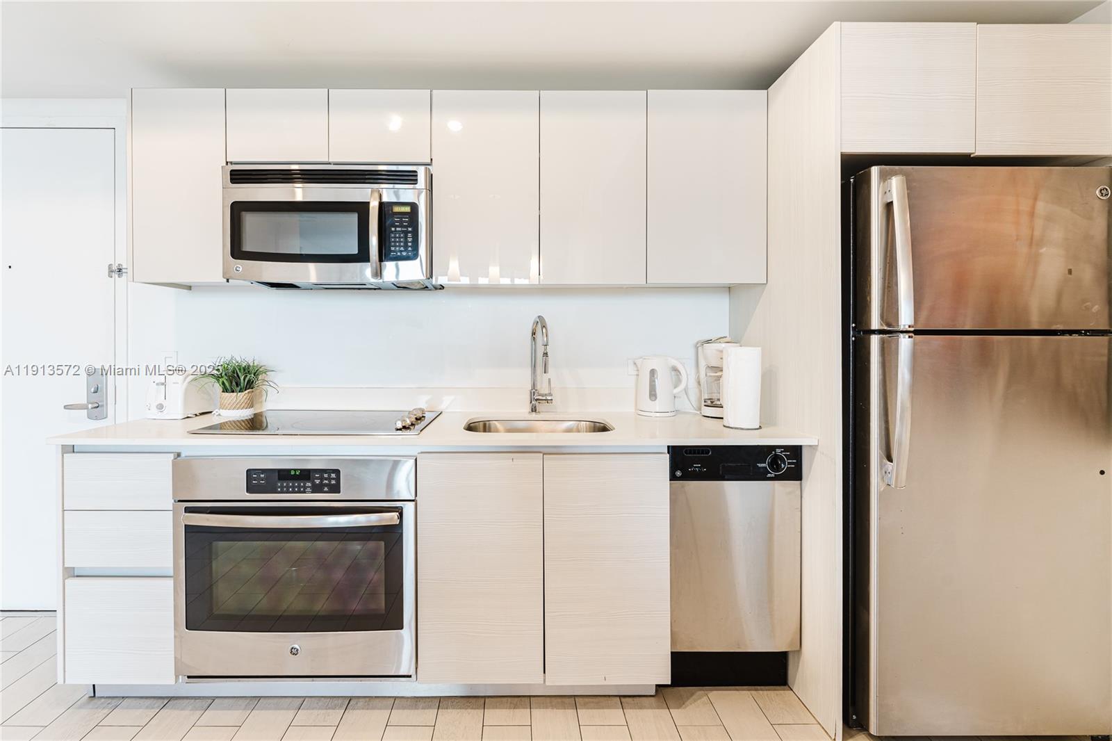 Photo of 2602 Hallandale Beach Blvd  #R1206, Hallandale Beach, Florida, 33009 - 