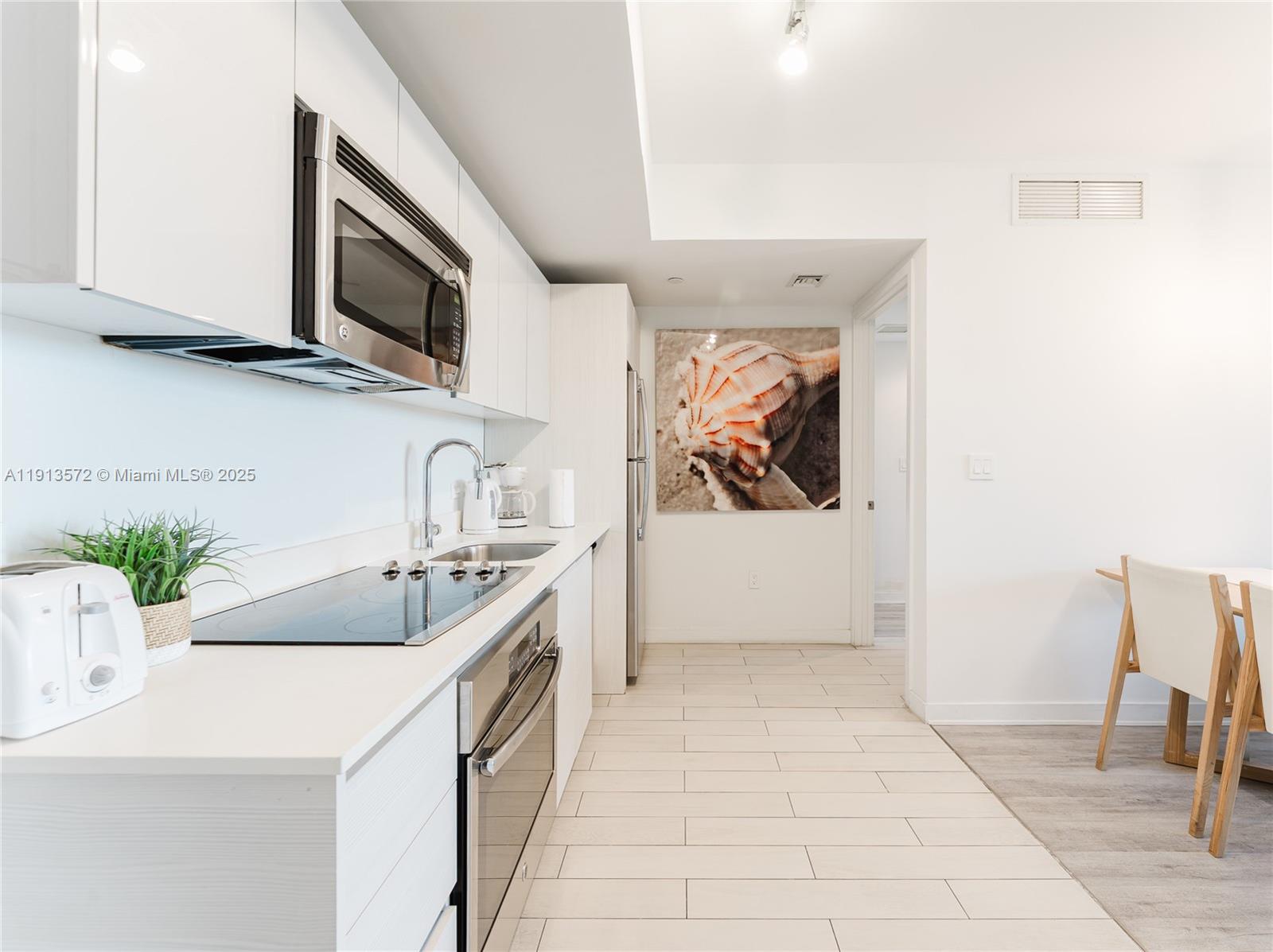 Photo of 2602 Hallandale Beach Blvd  #R1206, Hallandale Beach, Florida, 33009 - 