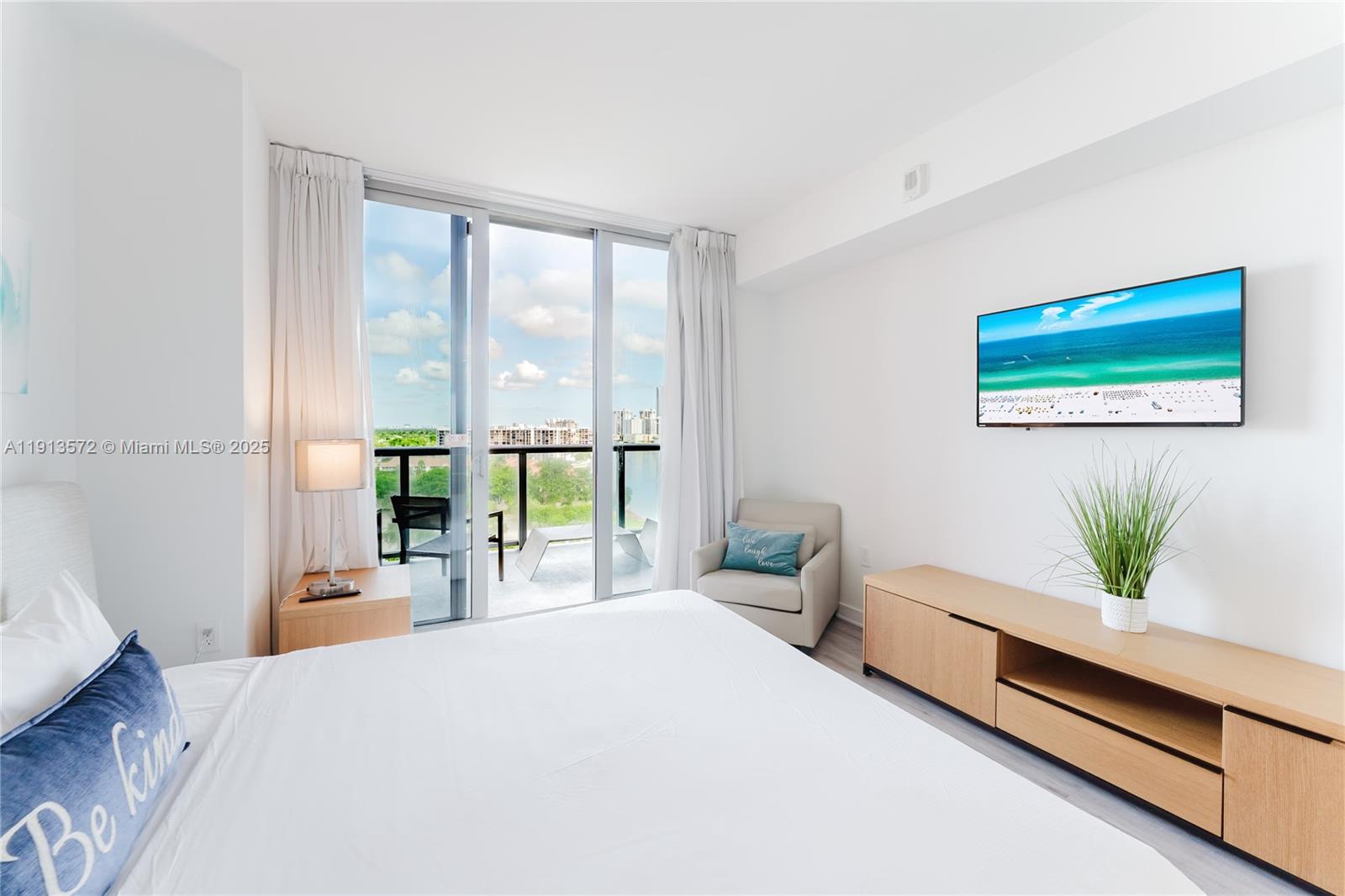 Photo of 2602 Hallandale Beach Blvd  #R1206, Hallandale Beach, Florida, 33009 - 