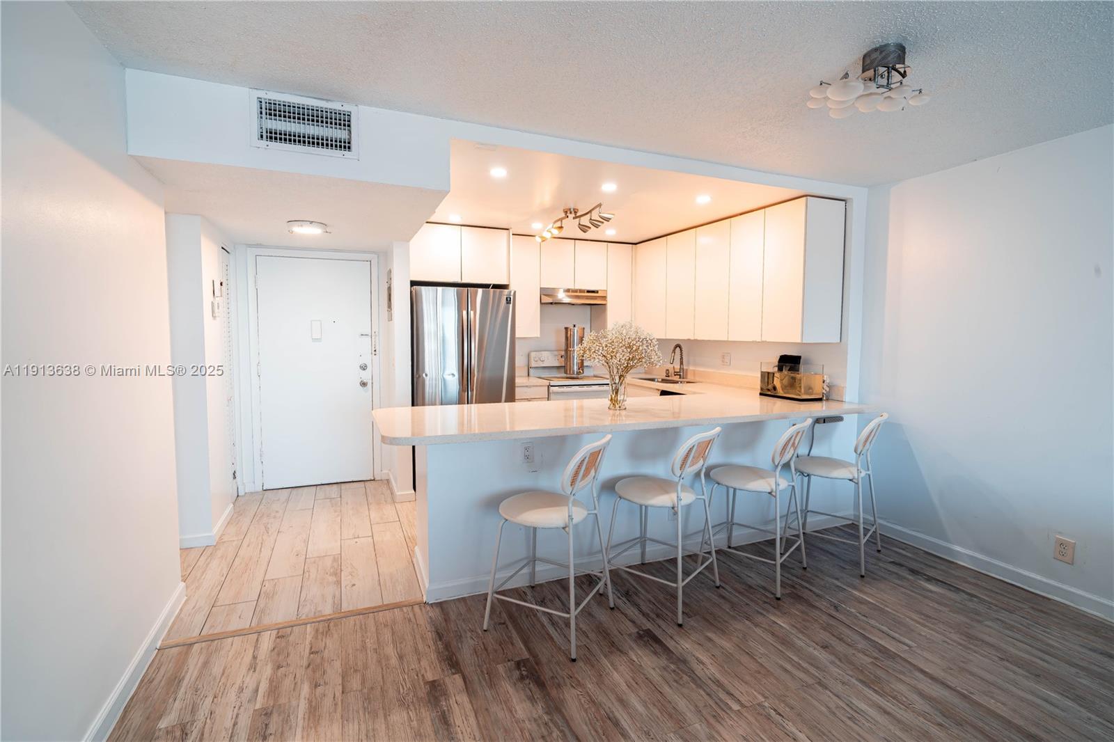 Photo of 1817 Ocean driv  #918, Hallandale Beach, Florida, 33009 - 