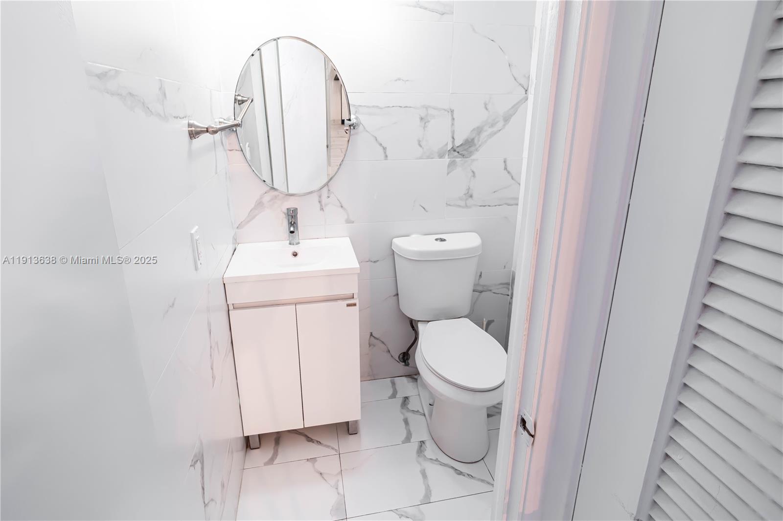 Photo of 1817 Ocean driv  #918, Hallandale Beach, Florida, 33009 - 