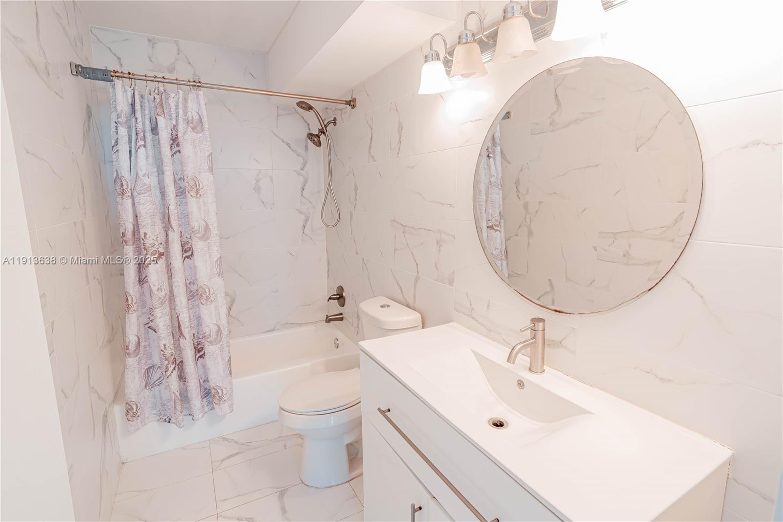 Photo of 1817 Ocean driv  #918, Hallandale Beach, Florida, 33009 - 