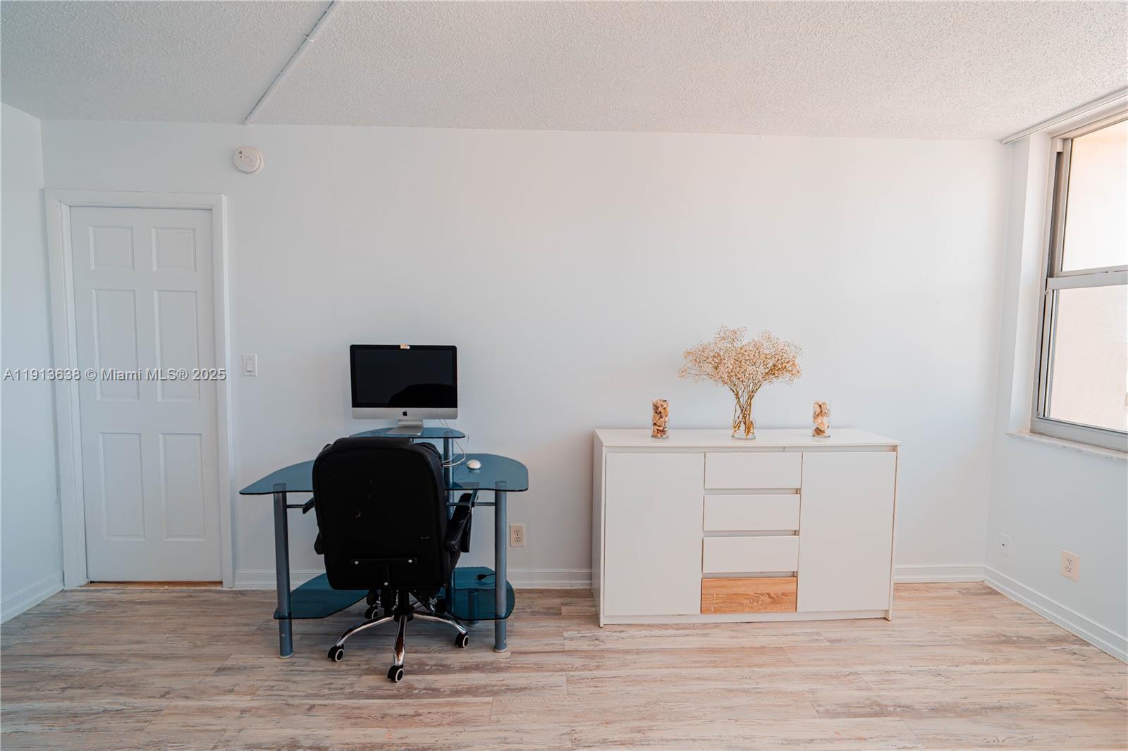 Photo of 1817 Ocean driv  #918, Hallandale Beach, Florida, 33009 - 