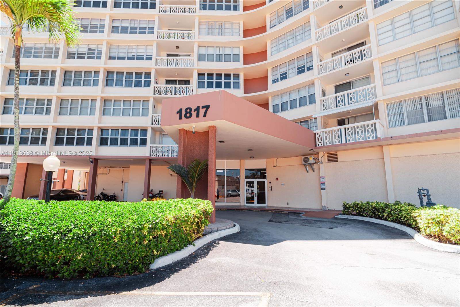 Photo of 1817 Ocean driv  #918, Hallandale Beach, Florida, 33009 - 