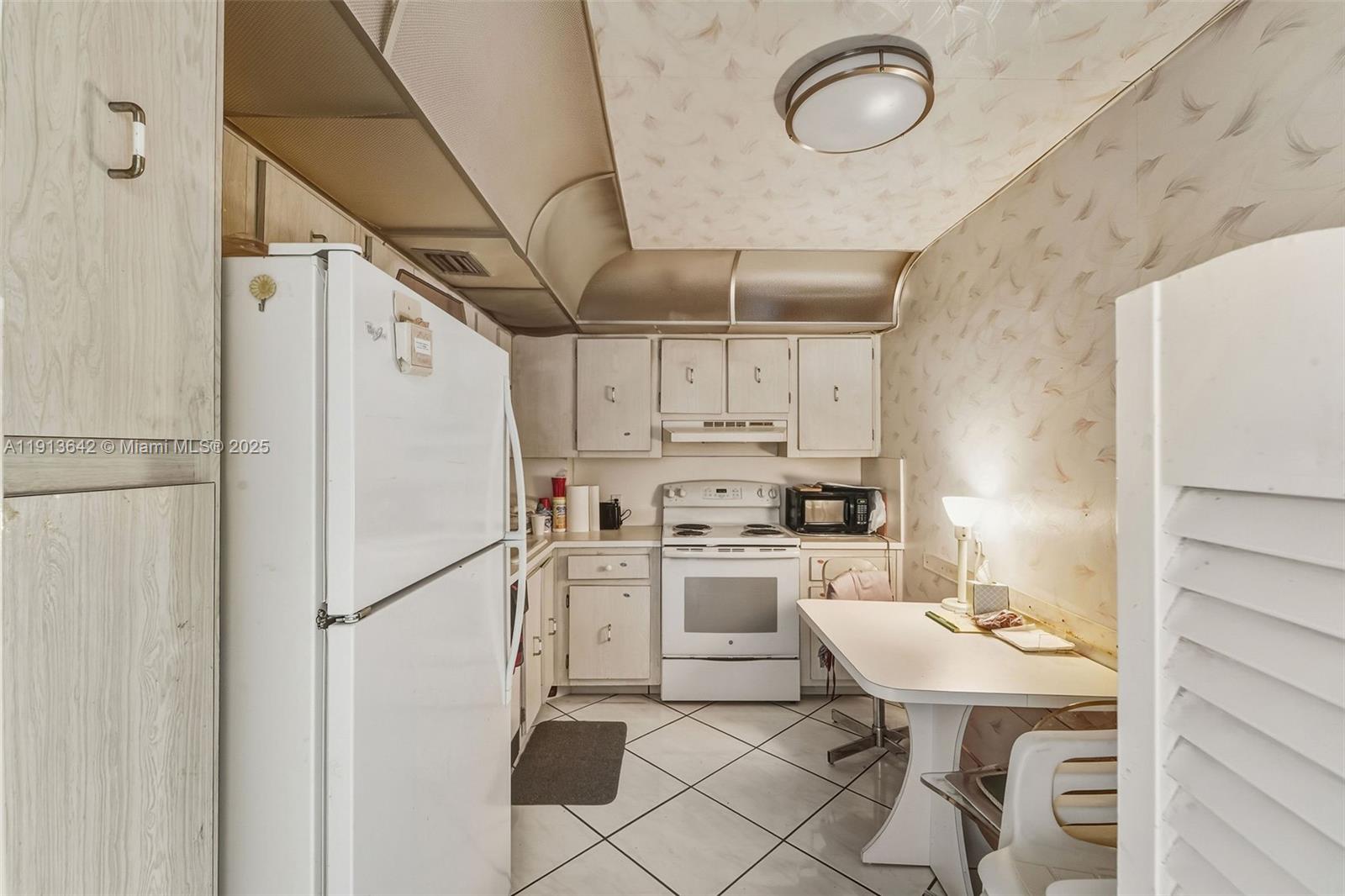 615 2 / 2 1521 кв.футов $ 2025-11-13 0 Фото