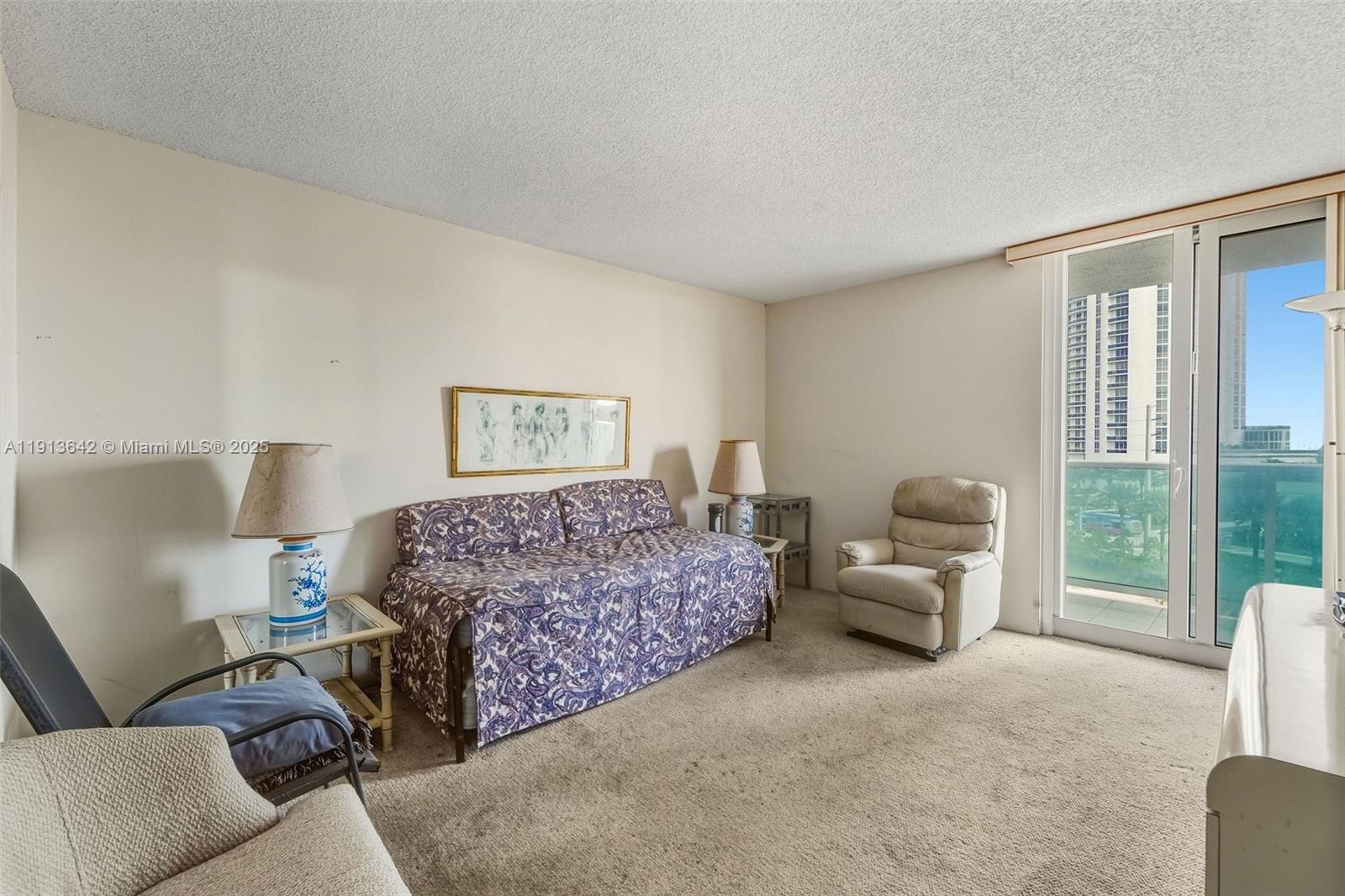 615 2 / 2 1521 кв.футов $ 2025-11-13 0 Фото