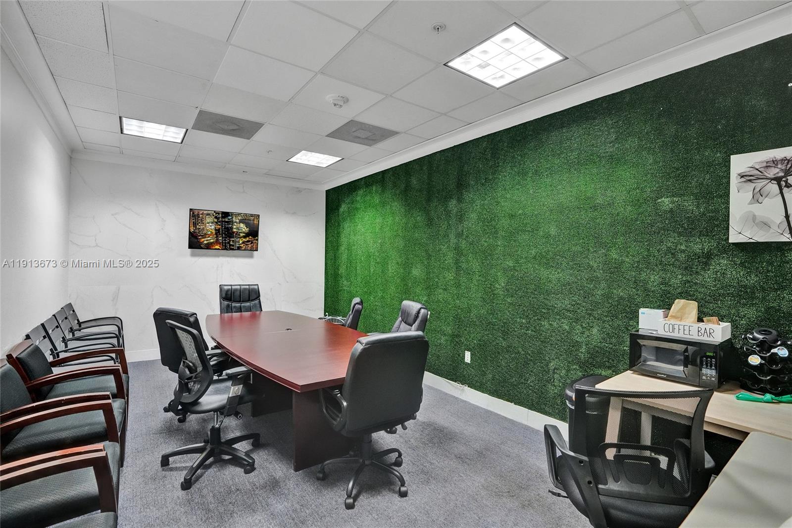 Photo of 19370 Collins Ave #PH-24, Sunny Isles Beach, Florida, 33160 - Meeting room